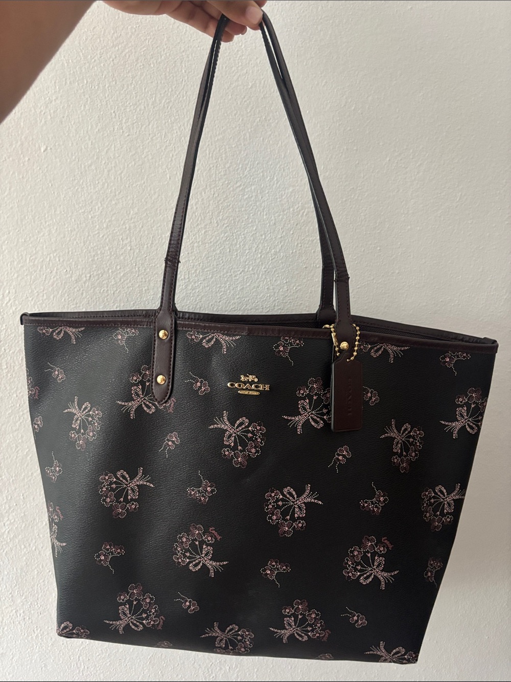 Coach Reversible Large City Tote in Dark Burgundy/Black